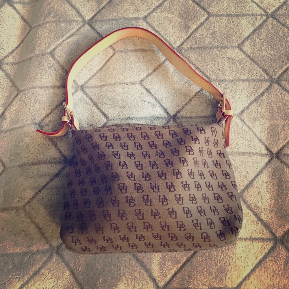 Dooney and Bourne small shoulder bag.